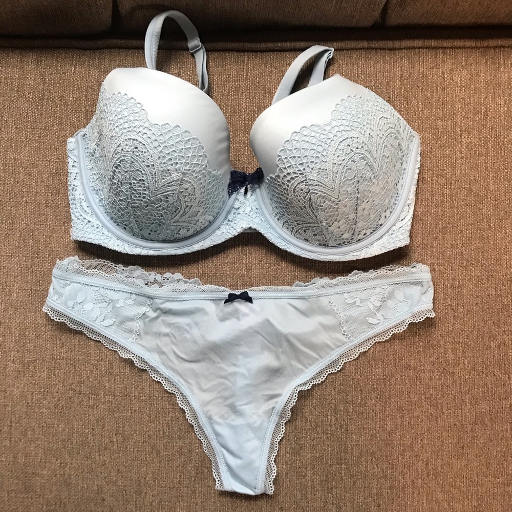 NWOT Body by Victoria Secret Bra and Panty Set